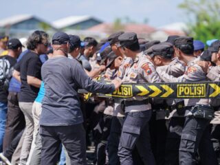 Latihan Dalmas Polres Brebes: Profesional, Humanis, Tanpa Senjata Api