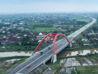 Prakiraan Cuaca Jawa Tengah 12 Mei 2025: Hujan Lebat Ancam Sejumlah Kota, Suhu Tertinggi 33°C
