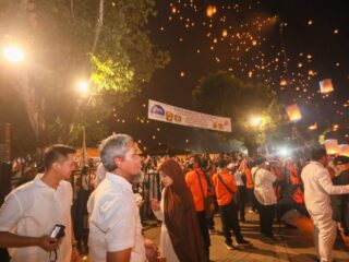 Waisak 2025 di Borobudur, 2.569 Lampion Diterbangkan Bawa Harapan Damai