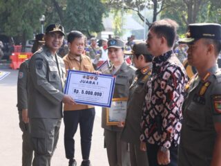 Brebes Juara Penegakan Perda se-Jateng, Bupati Paramitha Terima Penghargaan
