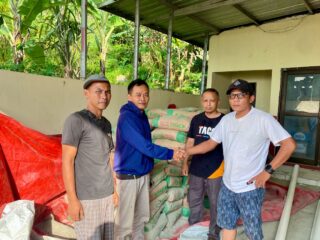Solidaritas Warga Karangmangu, Bantu Masjid Huntara Mendala dengan 100 Sak Semen